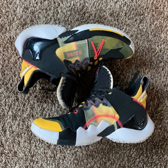 Nike Why Not Birthday Scorpio Size 6Y - Picture 2 of 5